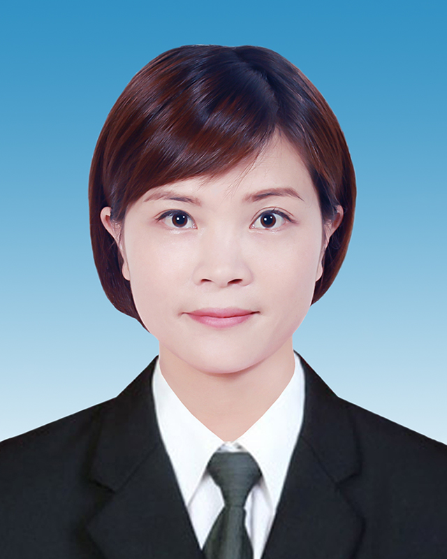 陈  梅