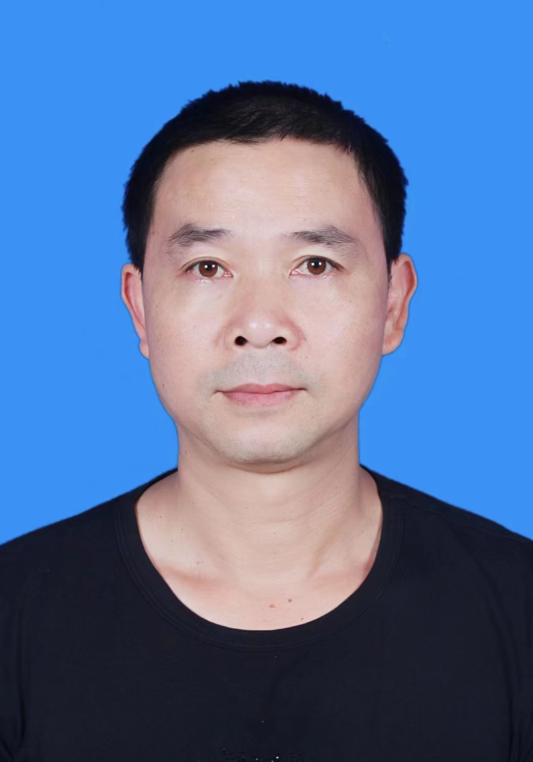 王峰（兼）县音乐家协会主席