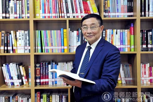 瓦秀丽：《岑南文学物语》读后感