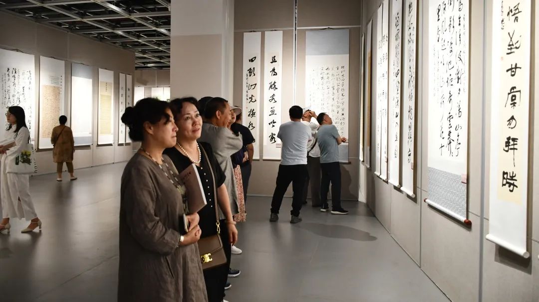 首届“张之洞”杯全国书法展巡展走进贵阳南明区